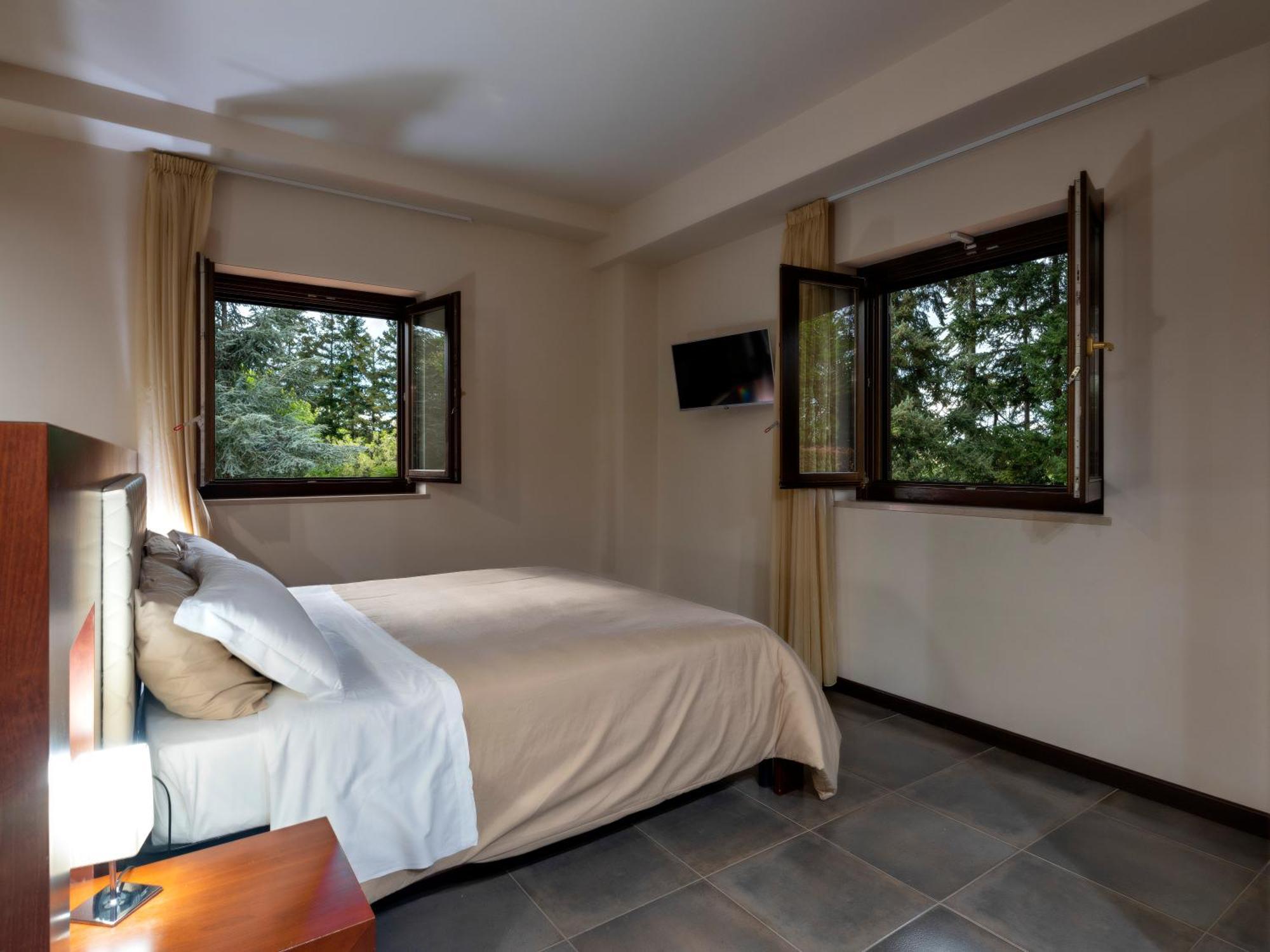 מלפי Il Castagneto Hotel מראה חיצוני תמונה