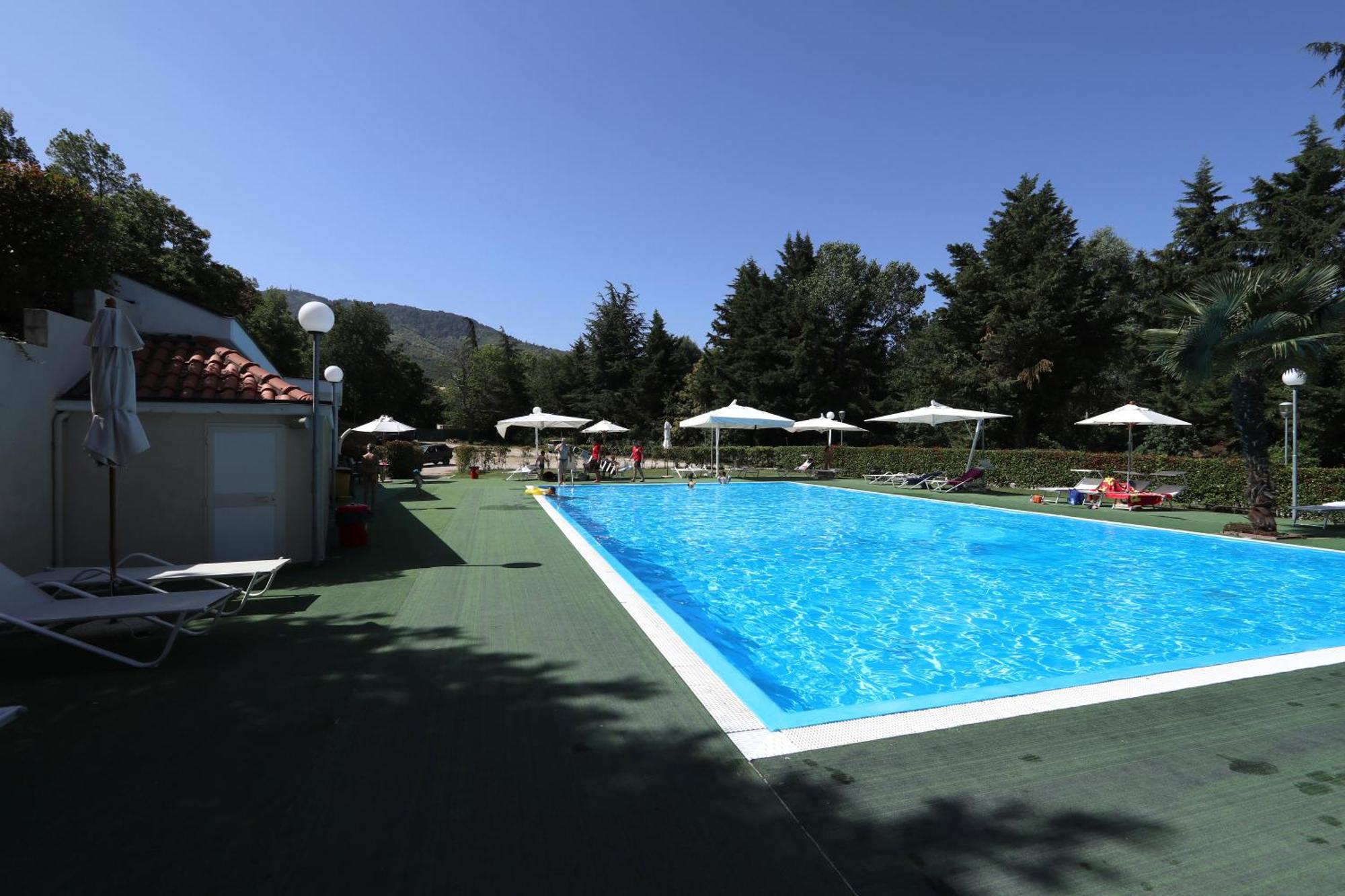 מלפי Il Castagneto Hotel מראה חיצוני תמונה