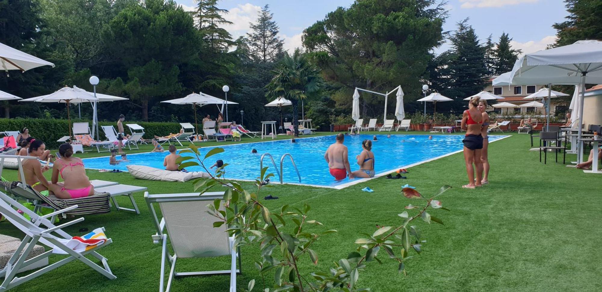 מלפי Il Castagneto Hotel מראה חיצוני תמונה